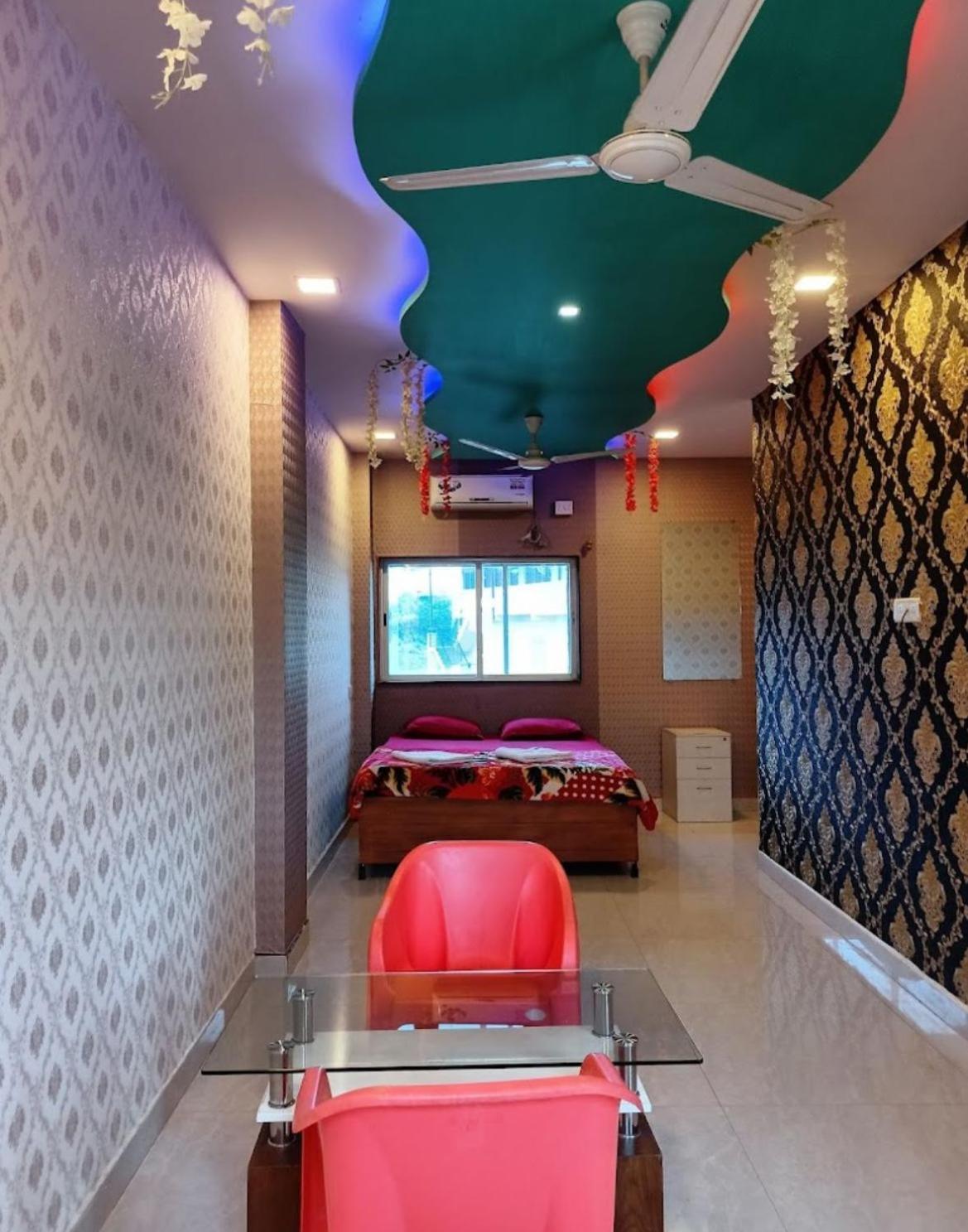 Strawberry Vacations Villa Panchgani Eksteriør billede